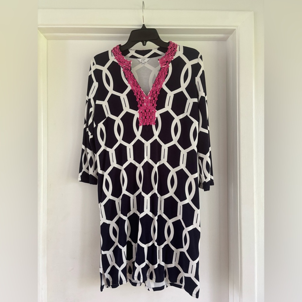 Crown and Ivy dress.
